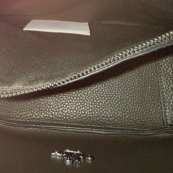 Hadley Convertible Crossbody Bag - Picture 11 of 12